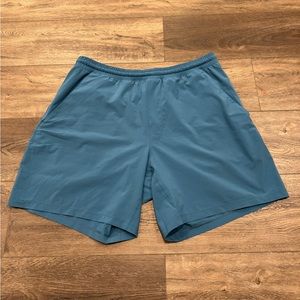 Men’s Lululemon Pace Breaker short 7” linerless in pewter blue size XL